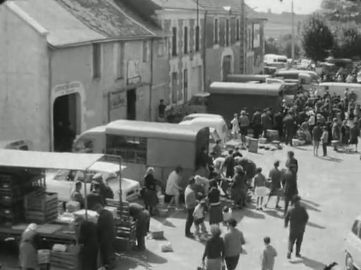 Extrait film G Gouset CICLIC le marché en 1966